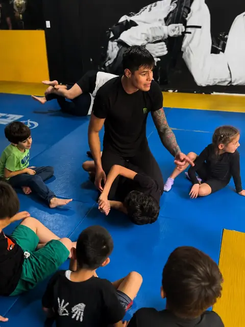 Clase de Jiu-Jitsu para niños en MD Condesa